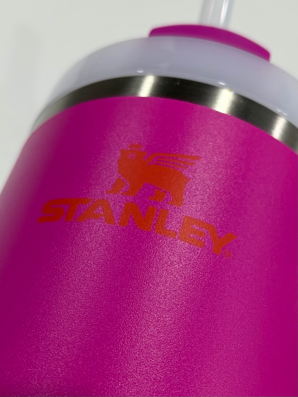 Stanley Vivid Violet The Flowstate Quencher H2.O Tumbler 40 oz., NWT Pink Purple - Picture 8 of 10